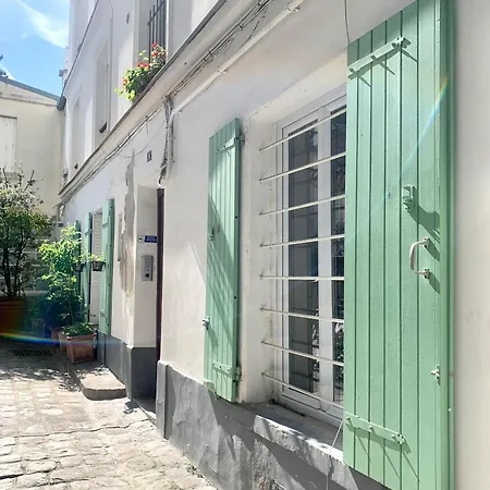 Charmant 2 Pieces Paris Montmartre Exterior photo